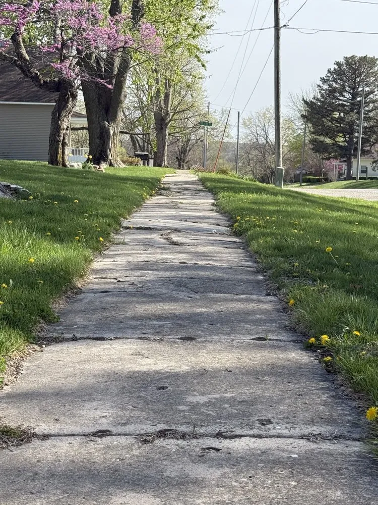 Custom lawn care service in Marengo, IA by NeatNess Outdoor Services