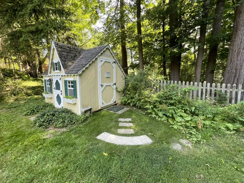 Top-rated landscape installation for homes in Orchard Park, NY by Need Em Landscaping