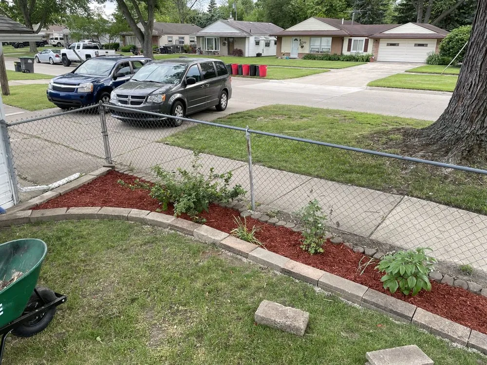 Local garden landscaping experts serving Taylor, MI - Neff's Lawn Care Service