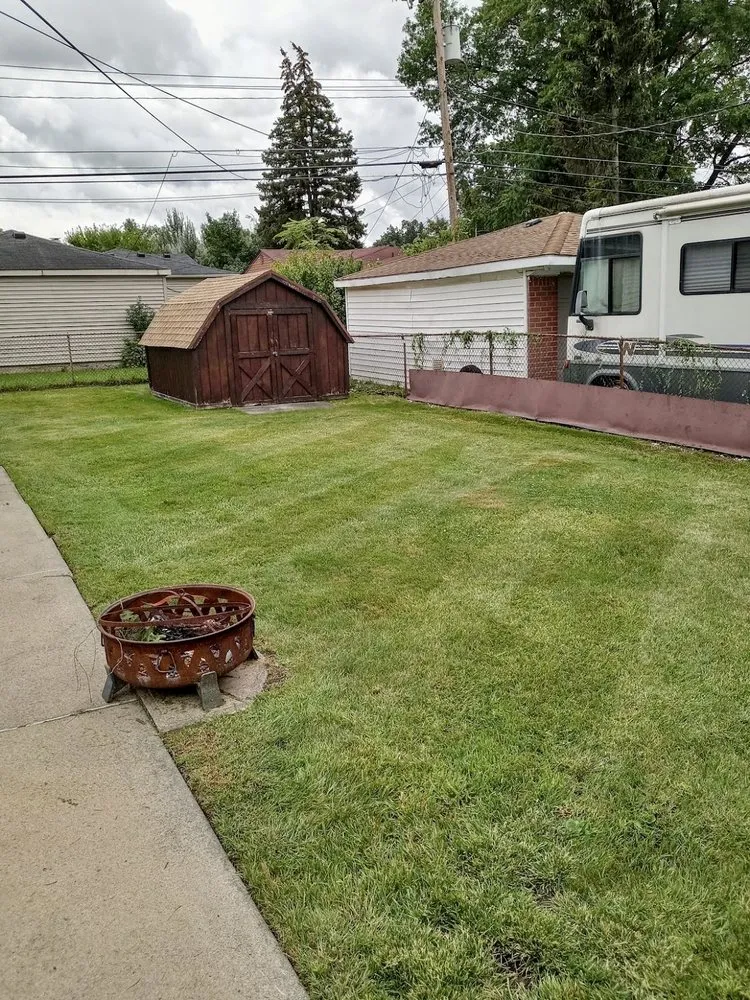 Top-rated lawn mowing service near you across Taylor, MI - Neff's Lawn Care Service