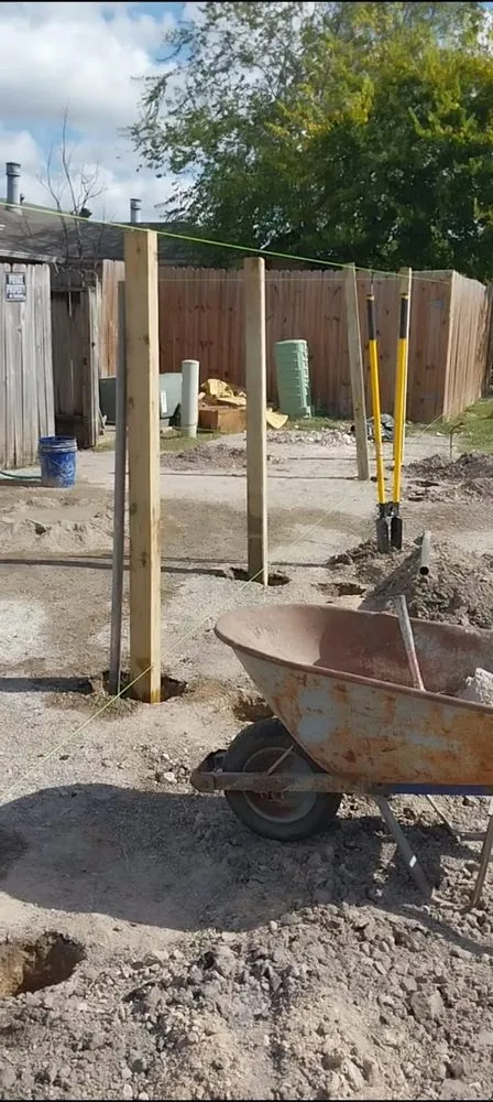 Affordable lawn mowing service in Houston, TX by Neftali Ochoa Landscaping