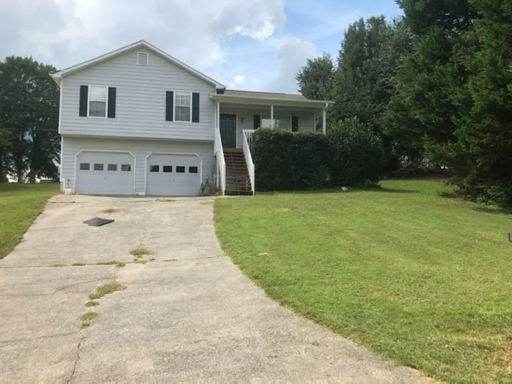 Professional garden landscaping in Douglasville, GA by Negus B Lawncare