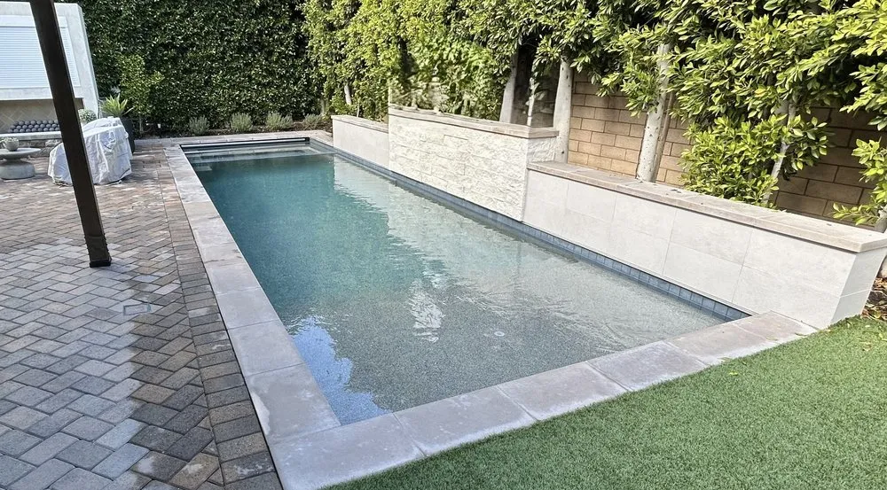 Custom garden landscaping for beautiful yards in Westlake Village, CA by Neighbor Envy