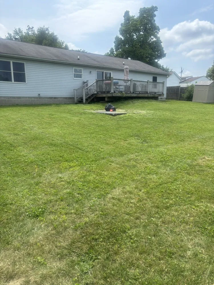 Local landscaping services experts serving Cincinnati, OH - Neighborhood 2 Neighborhood Lawncare