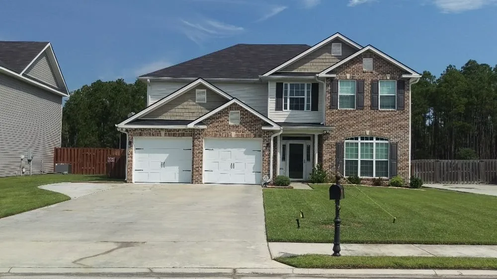 Affordable lawn care service in Hinesville, GA - Neighborhood Lawn Care & Maintenance