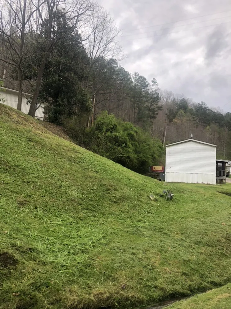 Trusted residential landscaping experts serving Prestonsburg, KY - Neighborhood Lawn Care