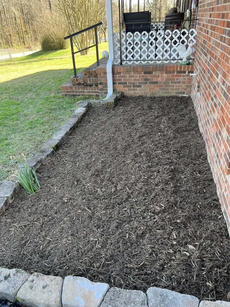 Expert residential landscaping in Thomasville, NC - Neighborhood Lawn Care