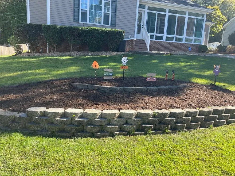 Top-rated garden landscaping experts serving Fuquay-Varina, NC - Neighborhood Lawn Service
