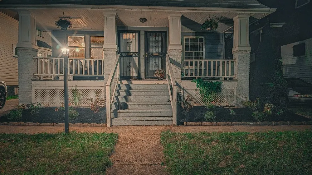 Custom landscaping services in Lakewood, OH - Neighborhood Nurturer