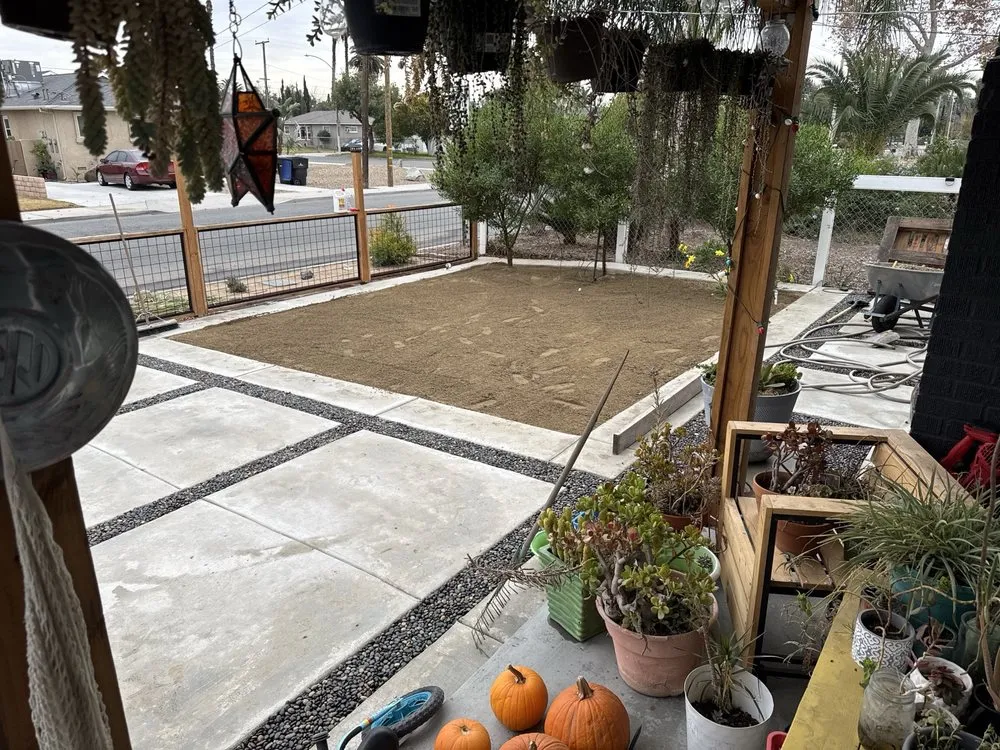 Trusted landscape design experts serving Jurupa Valley, CA - Neighborhood Rock