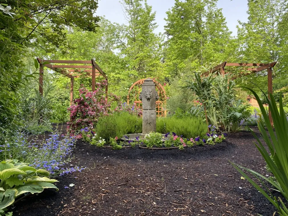 Top-rated residential landscaping experts serving Eugene, OR - Neighborly Garden Services