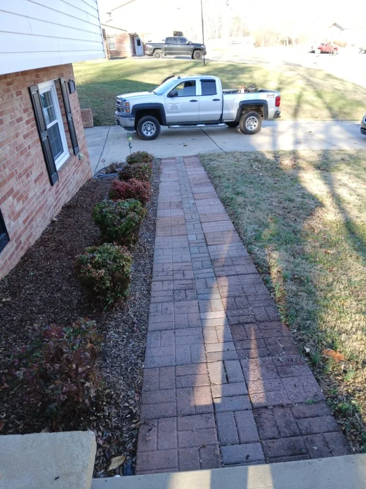 Reliable lawn care service in Kingsport, TN by Neighborly Handyman Services