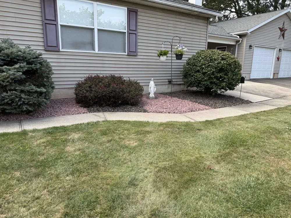 Top-rated landscape installation in Saylorsburg, PA - Neighborly Hauling Services