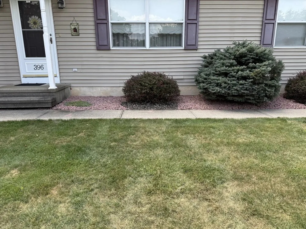 Custom yard maintenance in Saylorsburg, PA by Neighborly Hauling Services