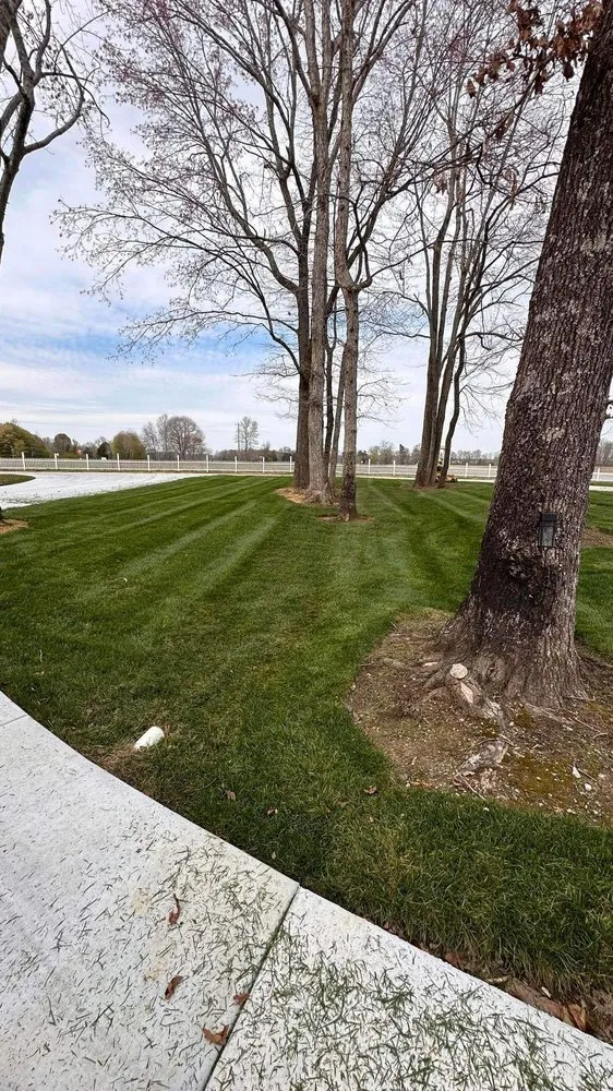 Professional outdoor landscaping in Tullahoma, TN - Neighborly Lawn Care service