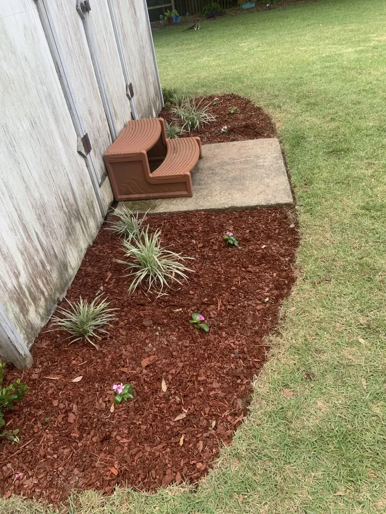 Expert garden landscaping experts serving Theodore, AL - Neighborly Yards