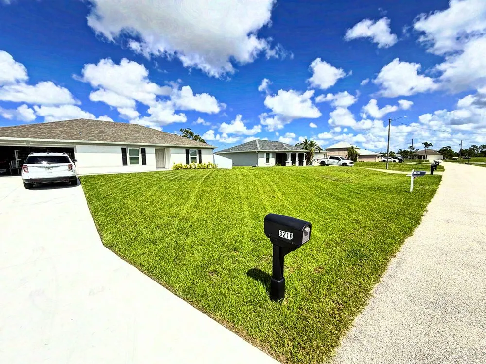 Professional yard maintenance experts serving Cape Coral, FL - Neighbors Best Lawn Care