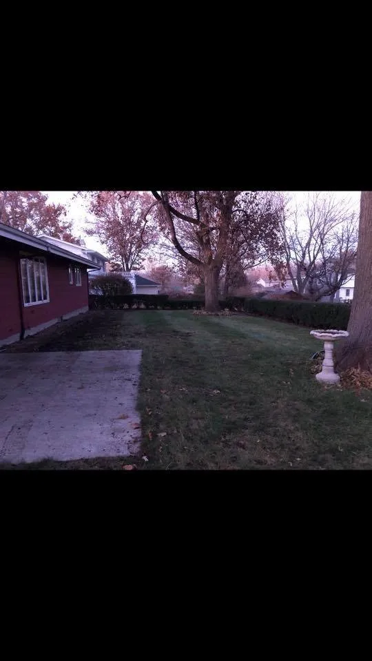 Custom garden landscaping experts serving Pleasant Hill, IA - Nekola Mow & Snow