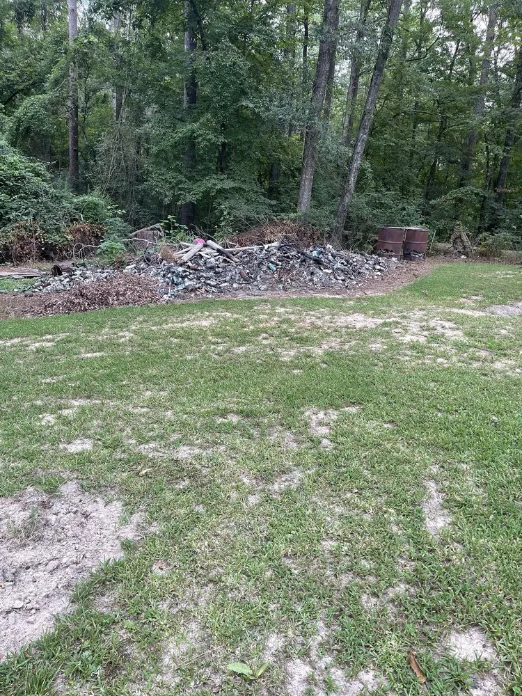 Trusted yard cleanup service in West Monroe, LA by Nela Remodeling Pros