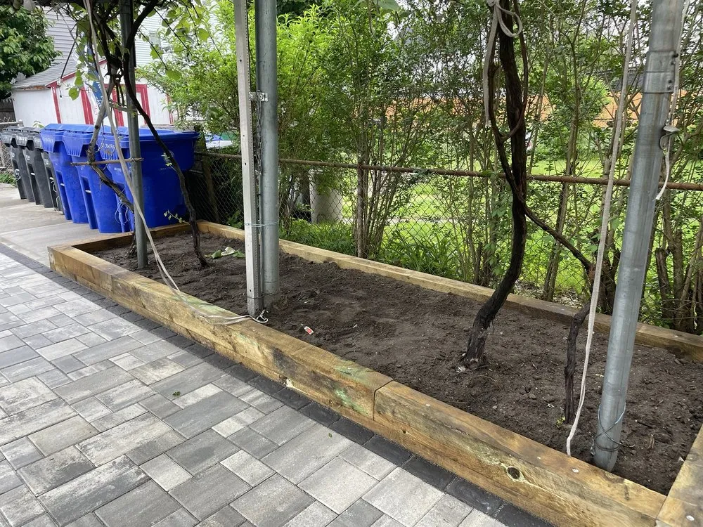 Expert outdoor landscaping in Providence, RI by Nelson Landscaping