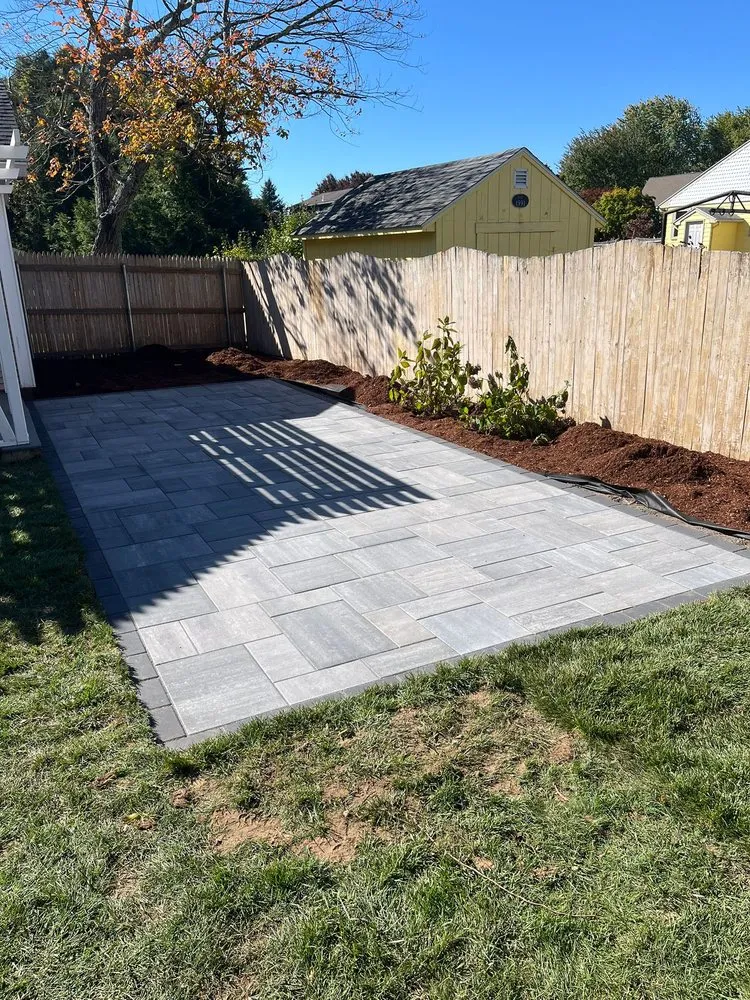 Expert outdoor landscaping in Providence, RI by Nelson Landscaping