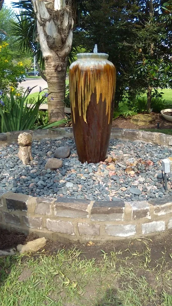 Custom lawn mowing service with custom design in Houston, TX by Nelson's Landscaping Service