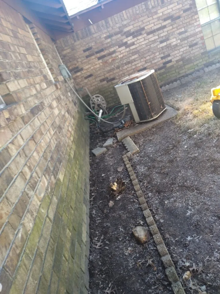 Custom lawn mowing service for beautiful yards across Lowell, AR - Nelson's Lawn Service