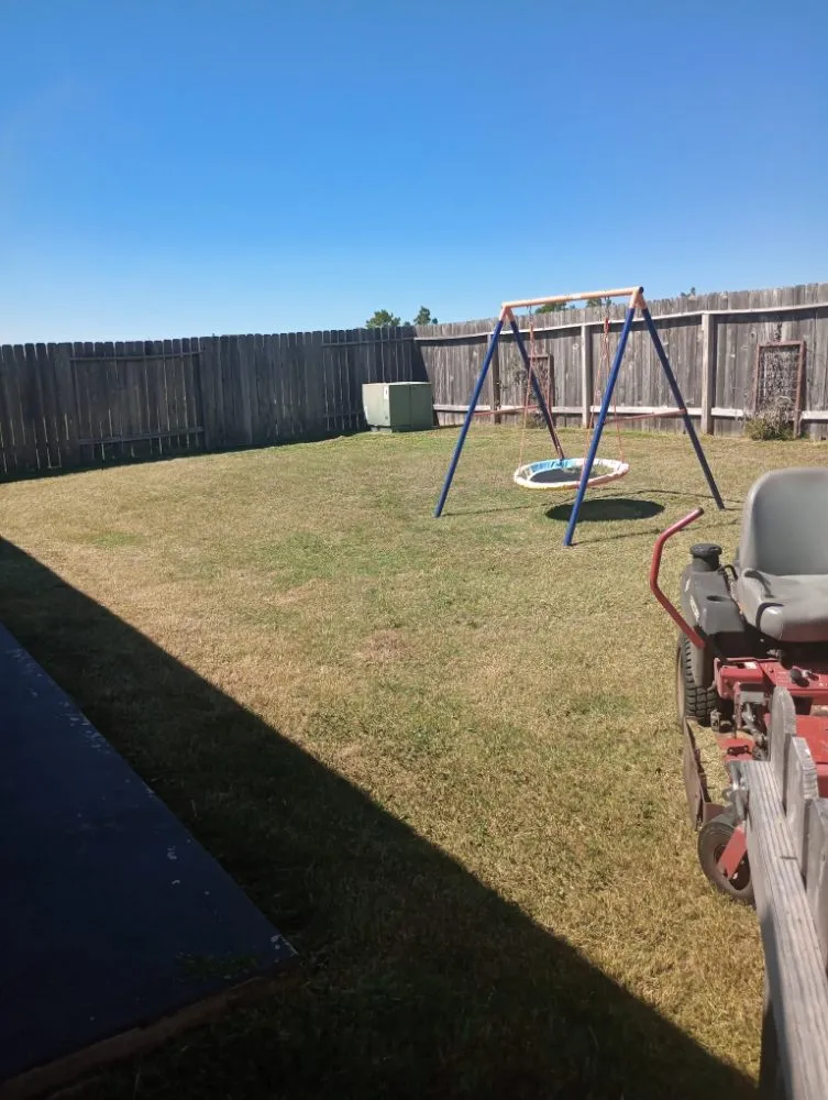 Trusted yard maintenance experts serving Katy, TX - Neri Lawn Care, Tree Service & Landscaping