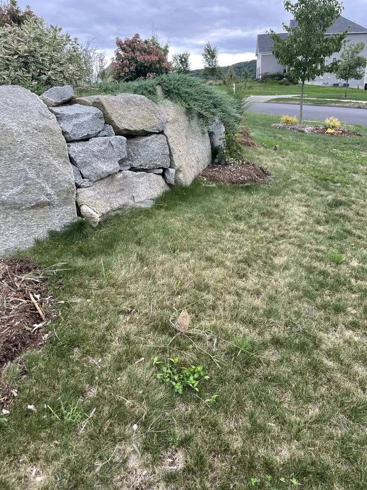 Expert garden landscaping experts serving Glastonbury, CT - Neri Services