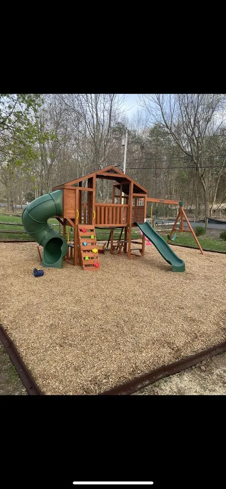 Top-rated lawn mowing service for outdoor upgrades across Glastonbury, CT - Neri Services