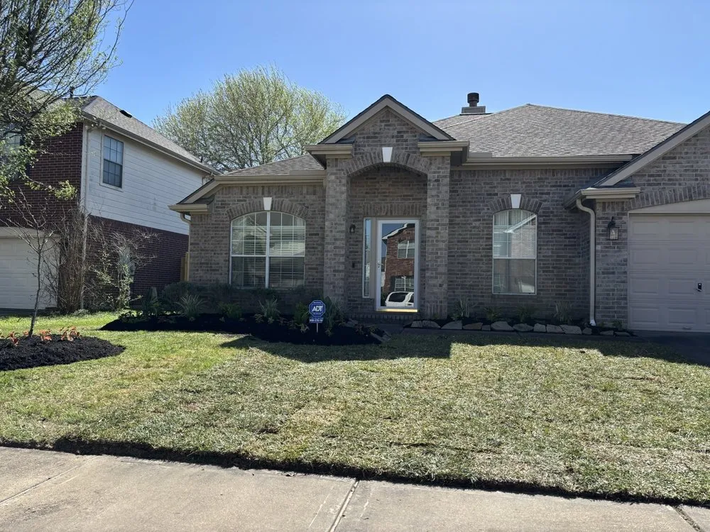 Custom residential landscaping for residential properties across League City, TX - Neri's Landscaping