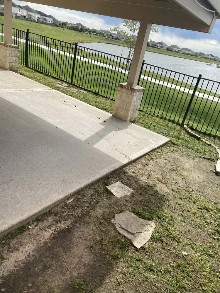 Reliable lawn mowing service experts serving Katy, TX - Nery Greenscapes