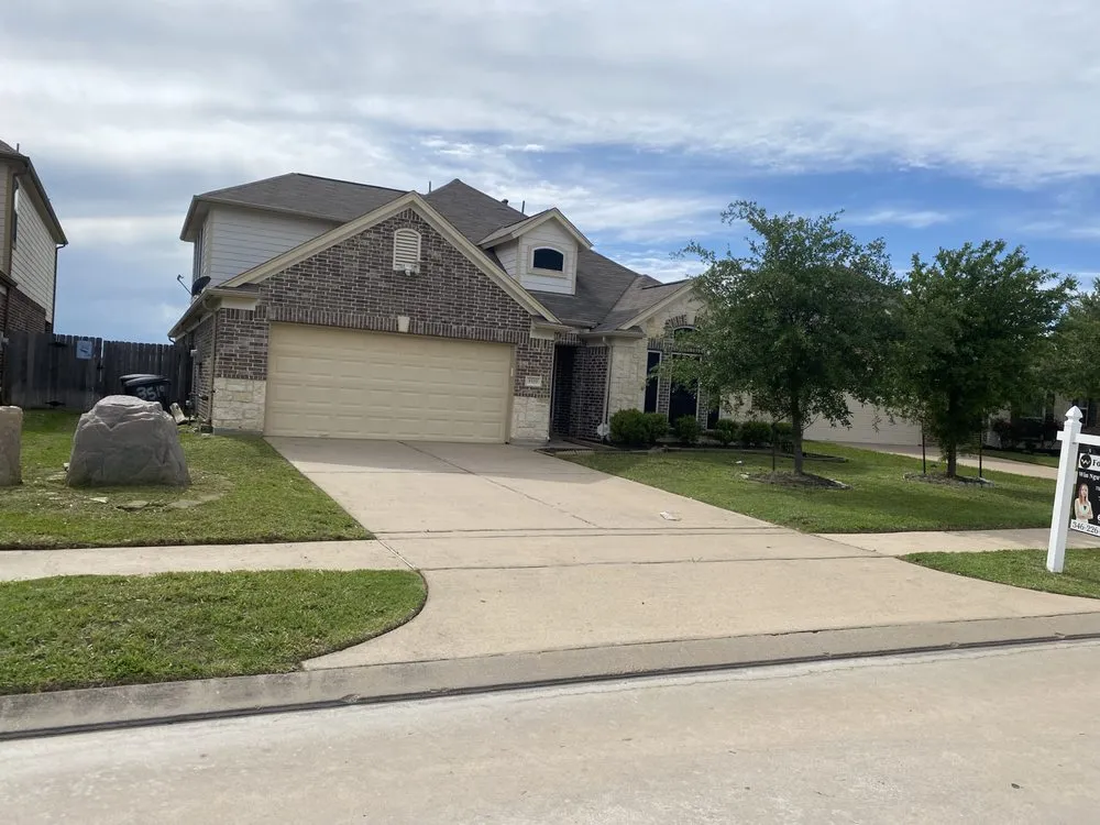 Top-rated yard cleanup service in Katy, TX - Nery Greenscapes