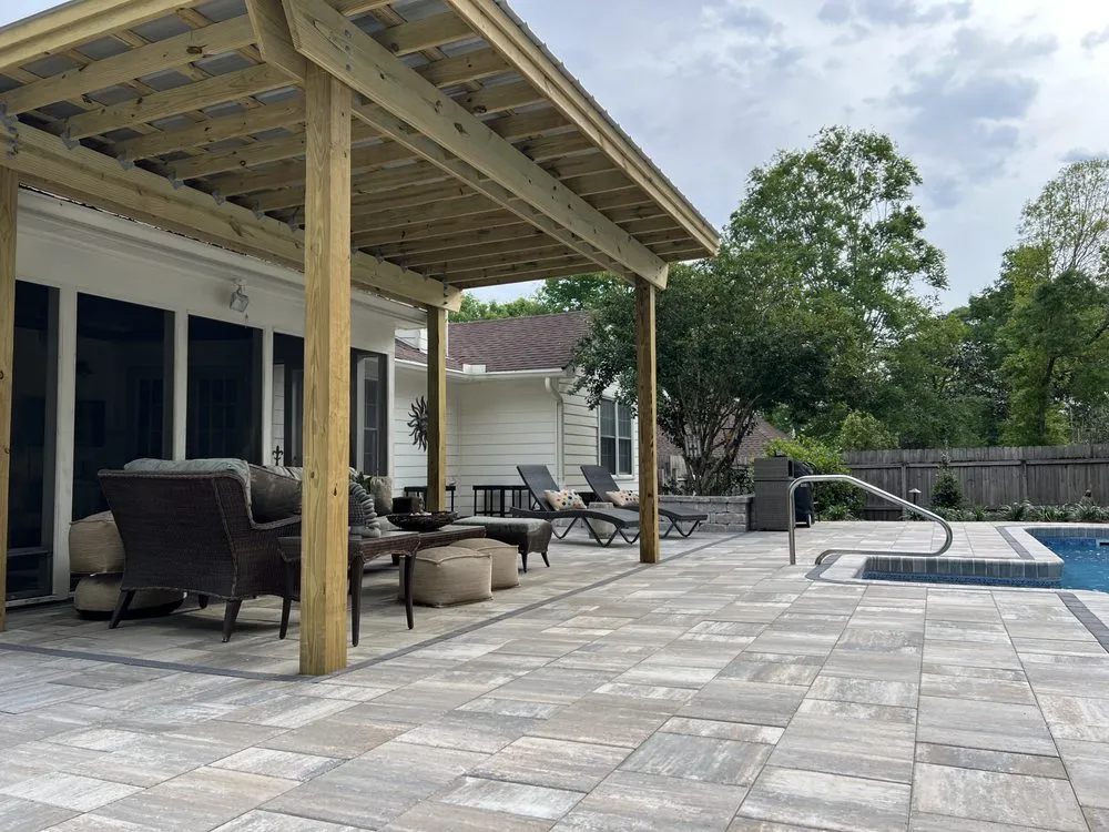 Affordable landscape design in Tallahassee, FL by NeSmith Landscapes