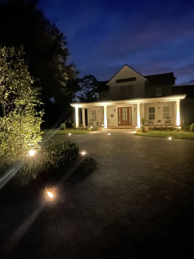 Affordable outdoor landscaping for beautiful yards across Tallahassee, FL - NeSmith Landscapes