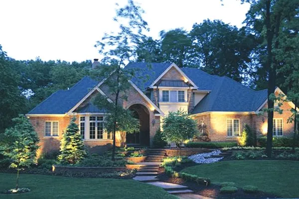 Expert lawn mowing service in Alpharetta, GA - Nestor's Landscape