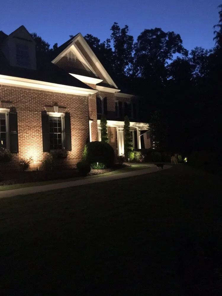 Custom yard cleanup service experts serving Alpharetta, GA - Nestor's Landscape