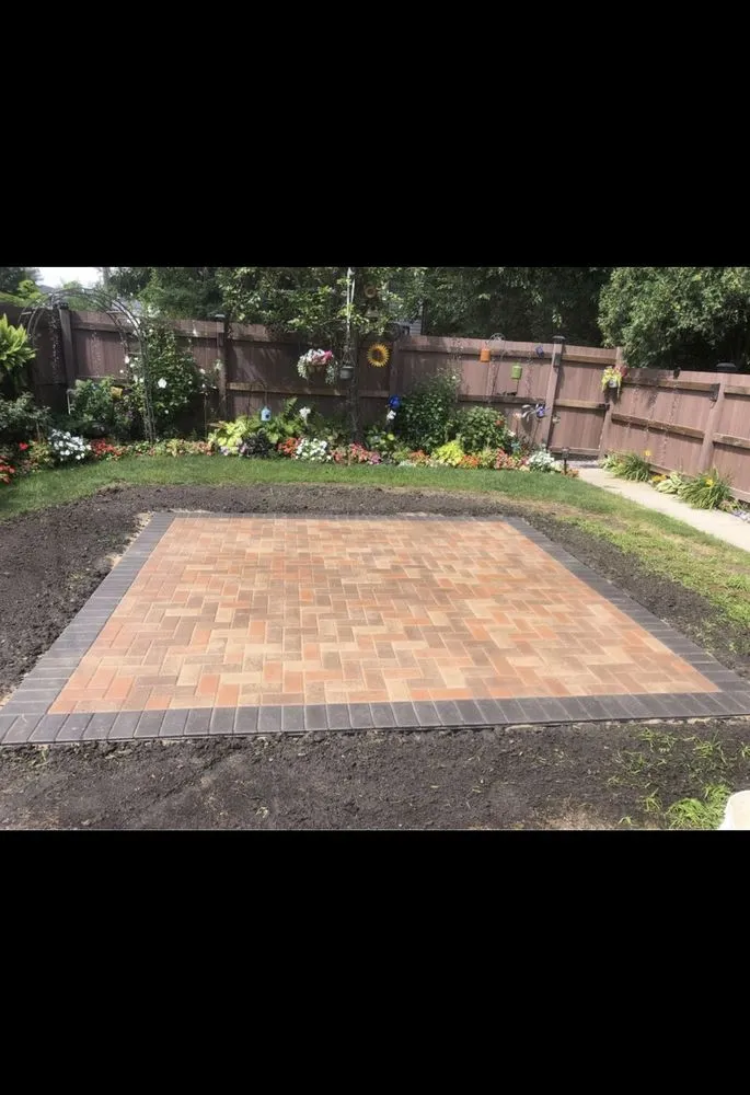 Professional garden landscaping experts serving Chicago, IL - Netos Landscaping
