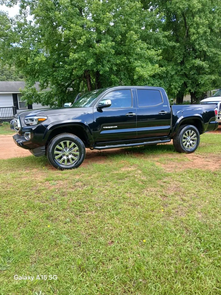 Custom residential landscaping in Flovilla, GA - Never A Dull moment