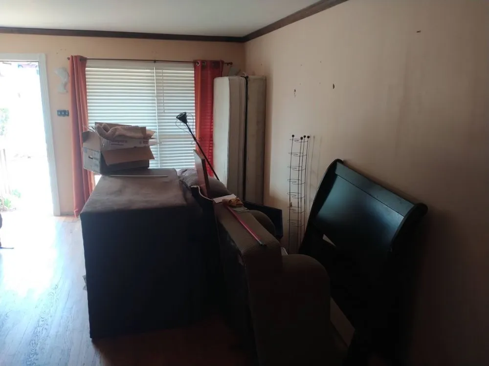 Affordable lawn mowing service in Saint Louis, MO by Never Stop Workin'