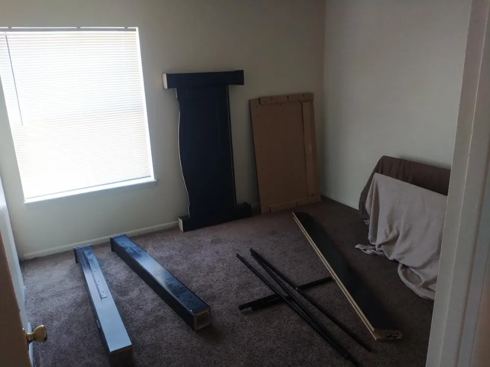 Professional lawn care service for year-round maintenance across Saint Louis, MO - Never Stop Workin'