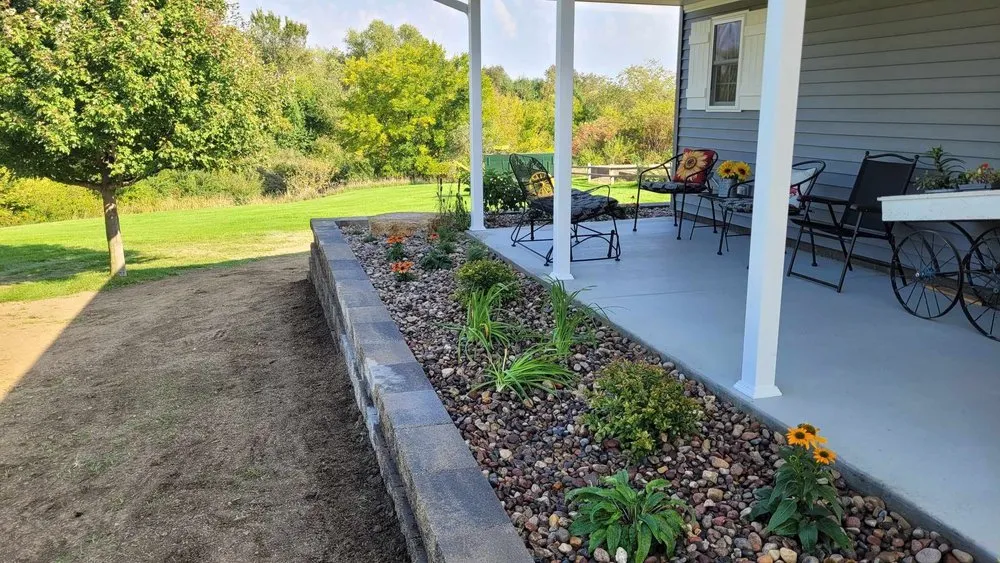 Trusted outdoor landscaping in Geneseo, IL by Neverending Landscape