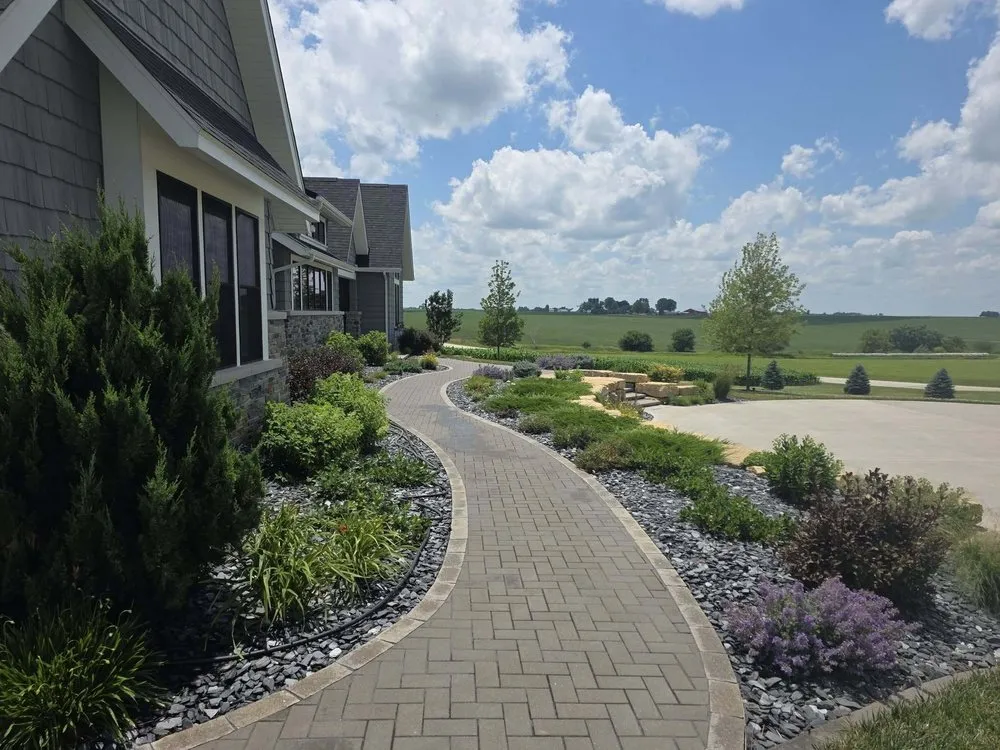 Expert landscaping services in Geneseo, IL - Neverending Landscape