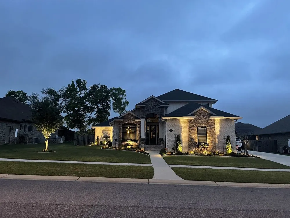 Professional yard cleanup service in Pensacola, FL by New Age Landscapes