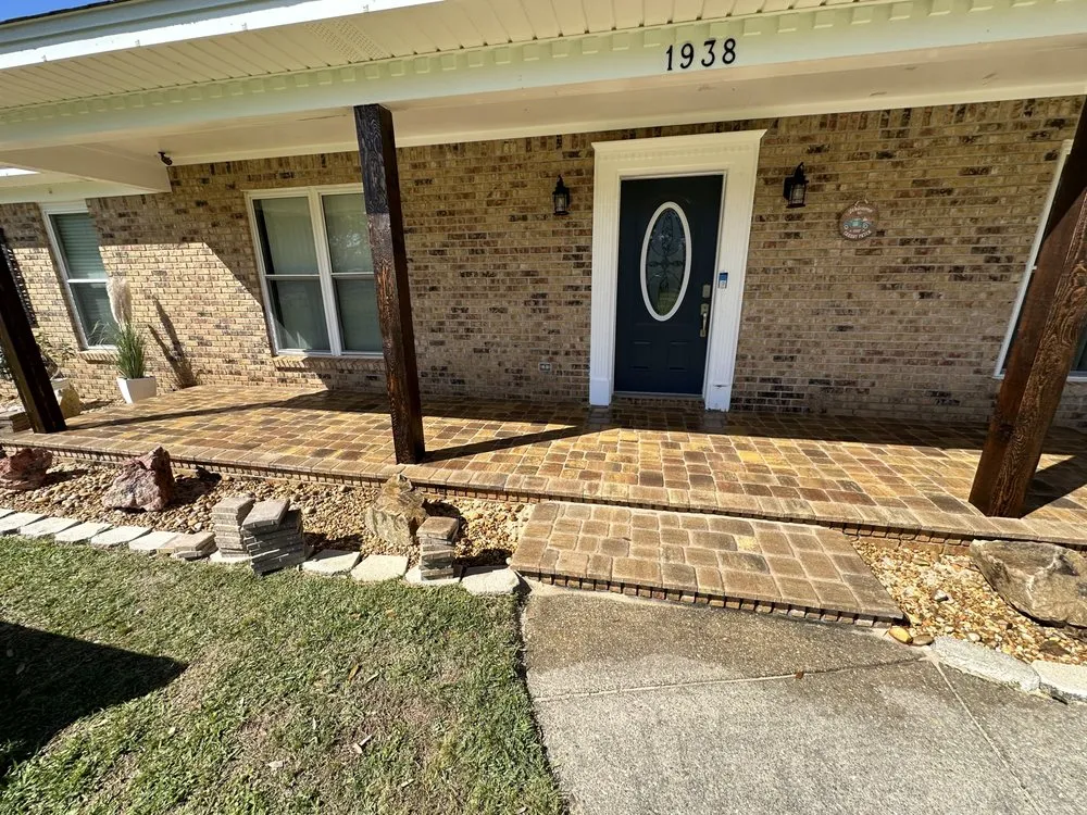 Affordable landscape design in Pensacola, FL by New Age Landscapes