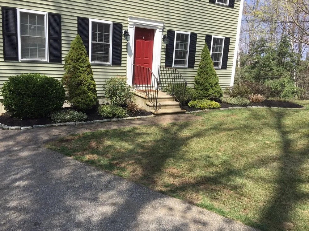 Custom yard maintenance in Athol, MA - New Age Landscaping & Tree