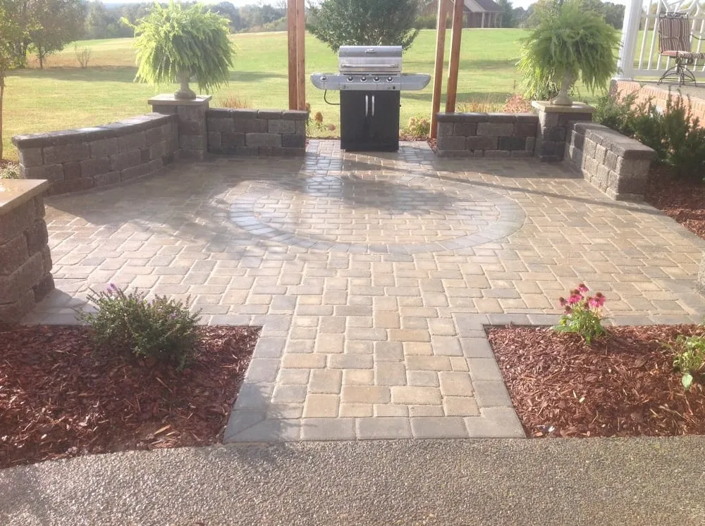 Expert landscaping services for year-round maintenance across Nashville, TN - New Beginnings Landscape