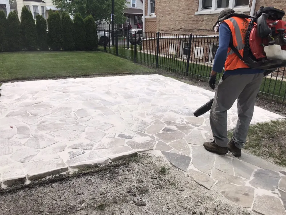 Local garden landscaping in Chicago, IL by New Blossoms Lawn Care