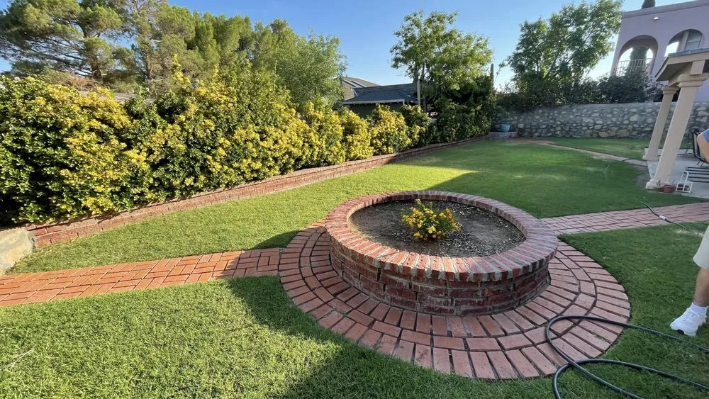 Reliable yard maintenance for beautiful yards across El Paso, TX - New Creation Landscaping