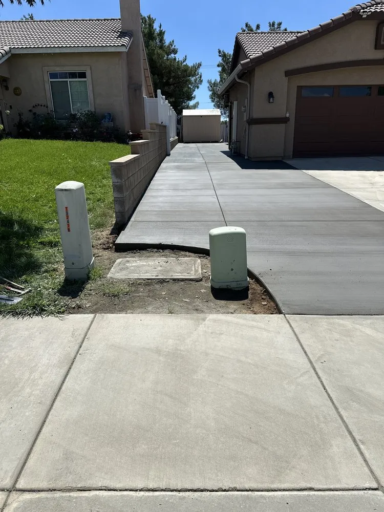 Local landscaping services in Banning, CA by New Dawn Landscaping and Concrete